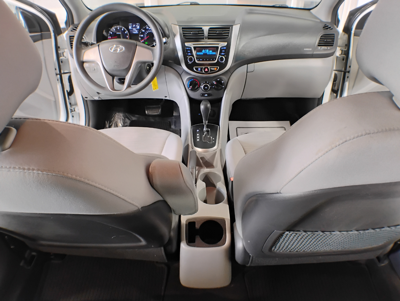 Hyundai Accent SE 4-Door 6A 2016