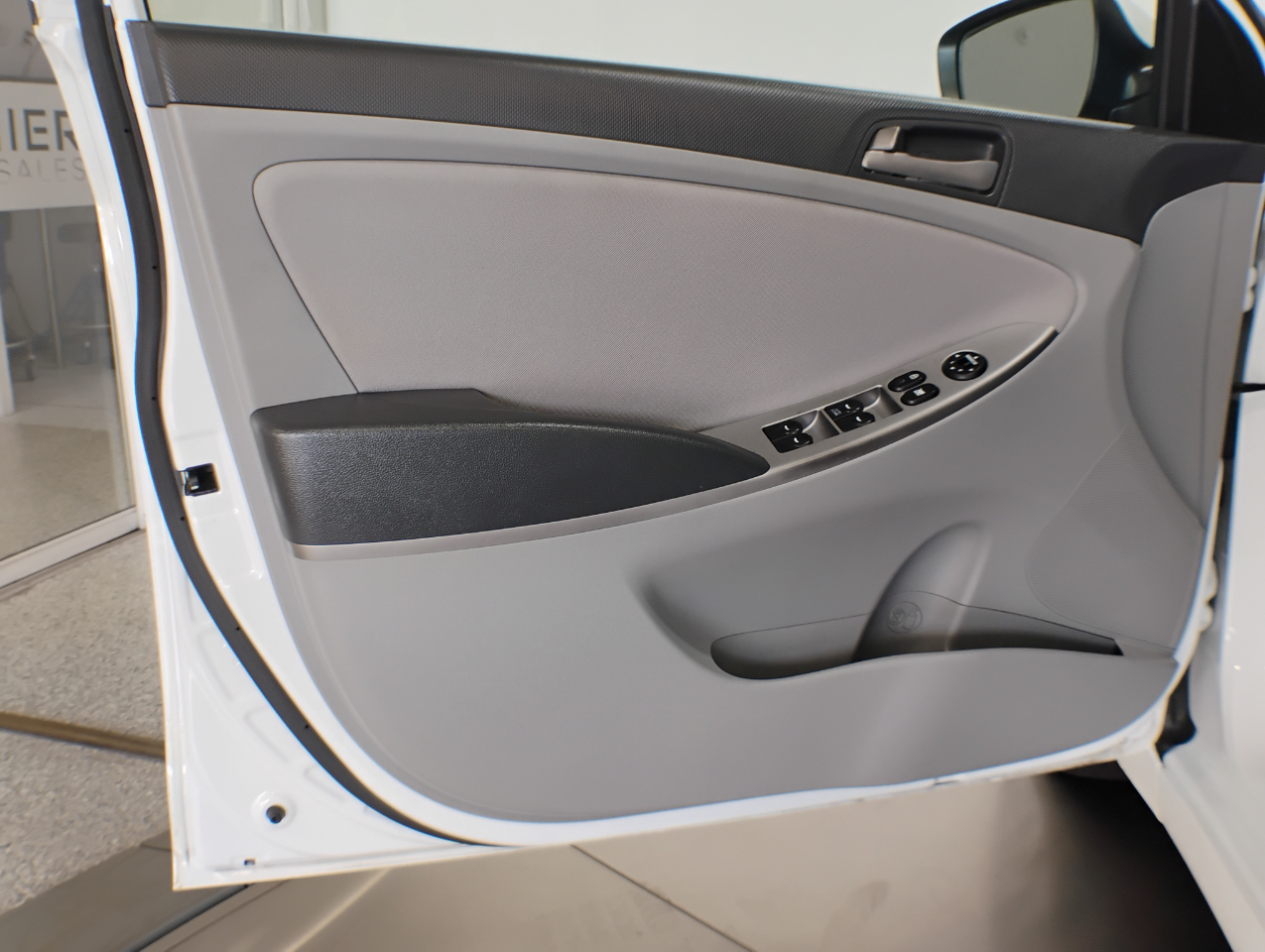 Hyundai Accent SE 4-Door 6A 2016