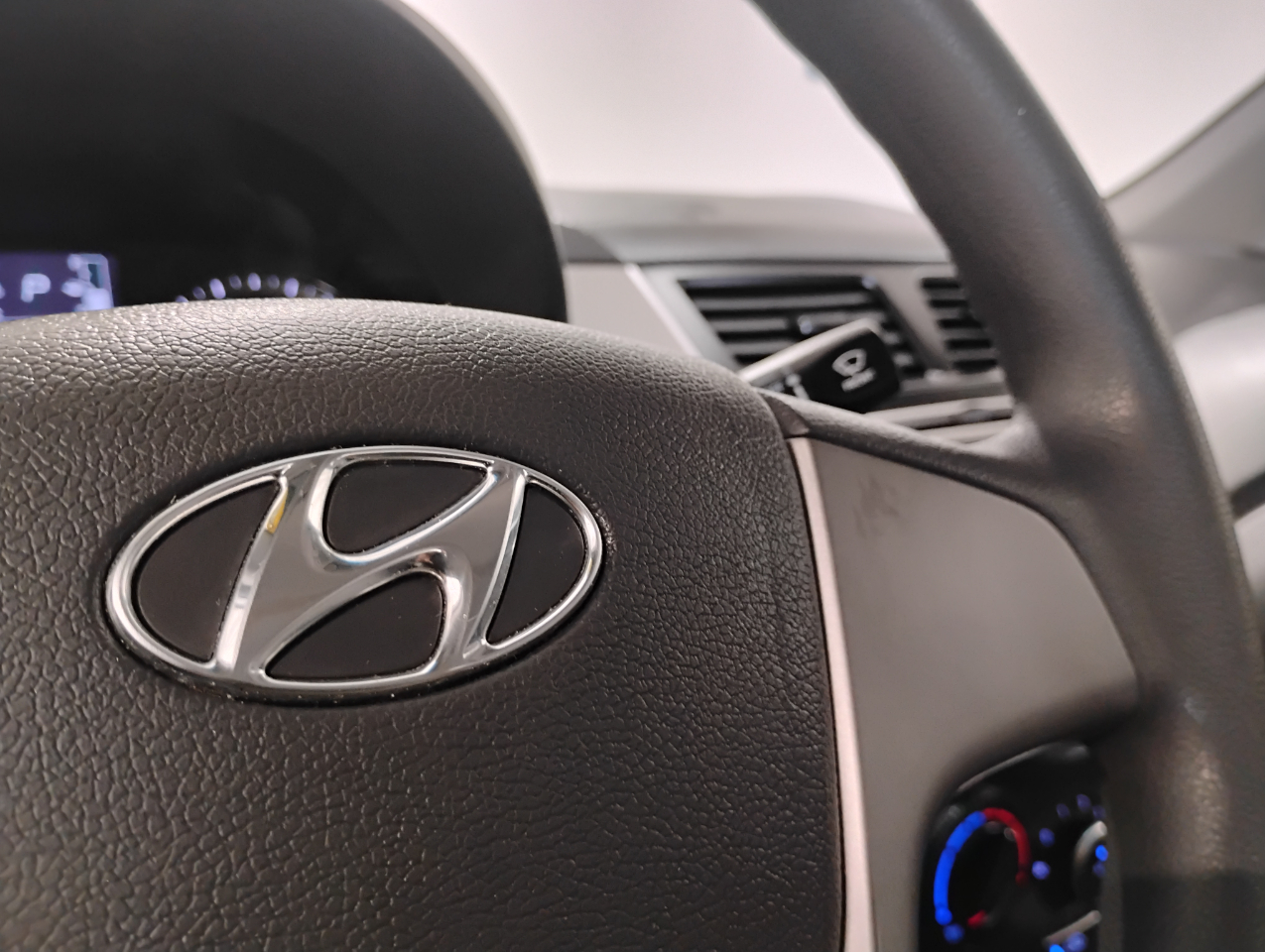 Hyundai Accent SE 4-Door 6A 2016