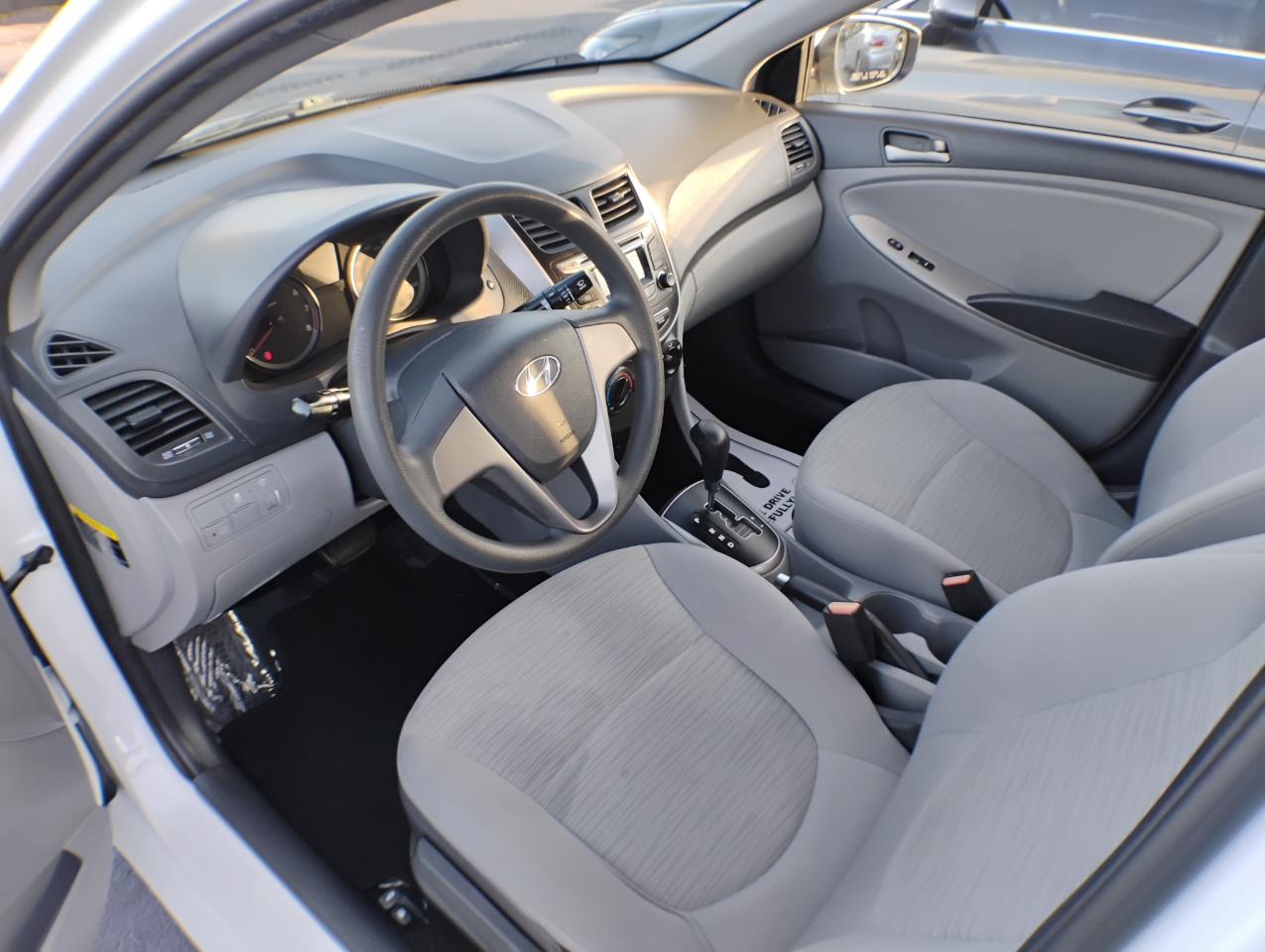 Hyundai Accent SE 4-Door 6A 2016