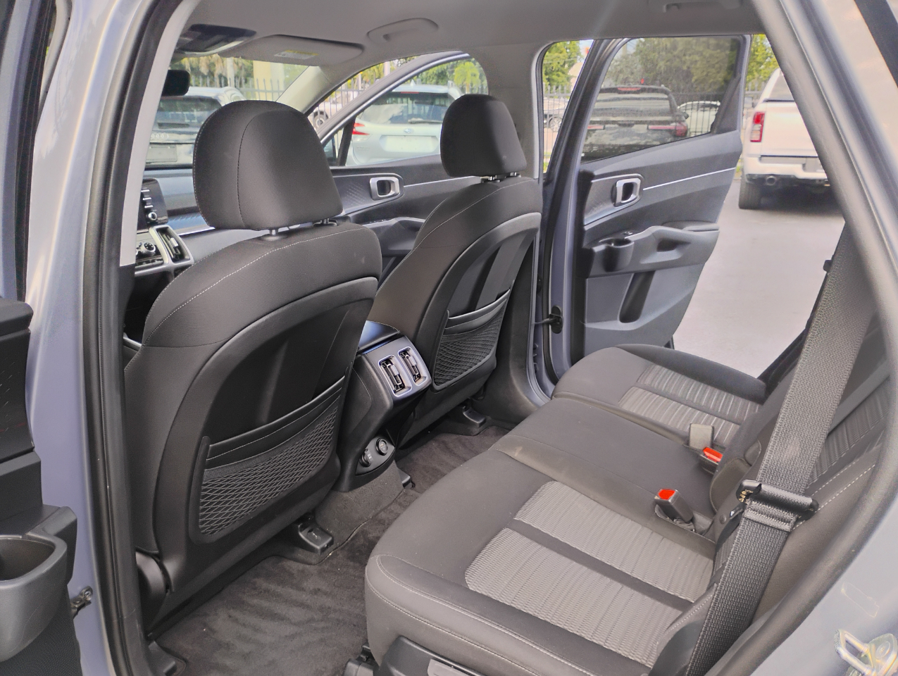 Kia Sorento LX 2WD 2023