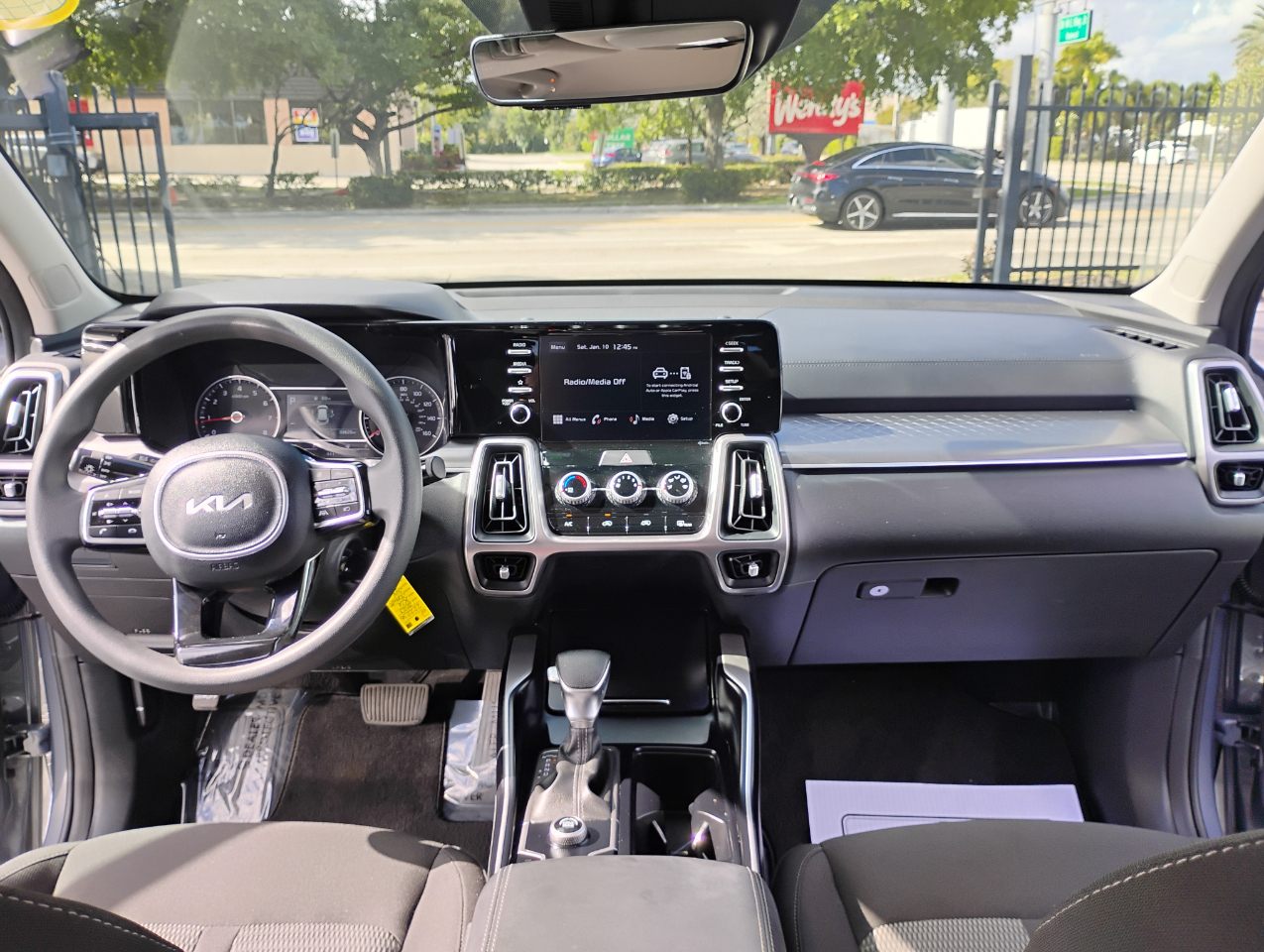 Kia Sorento LX 2WD 2023