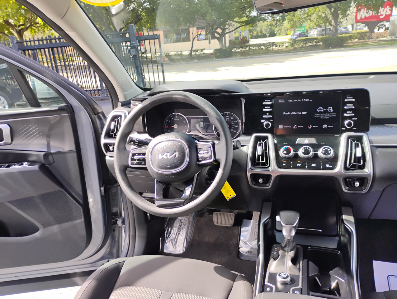 Kia Sorento LX 2WD 2023