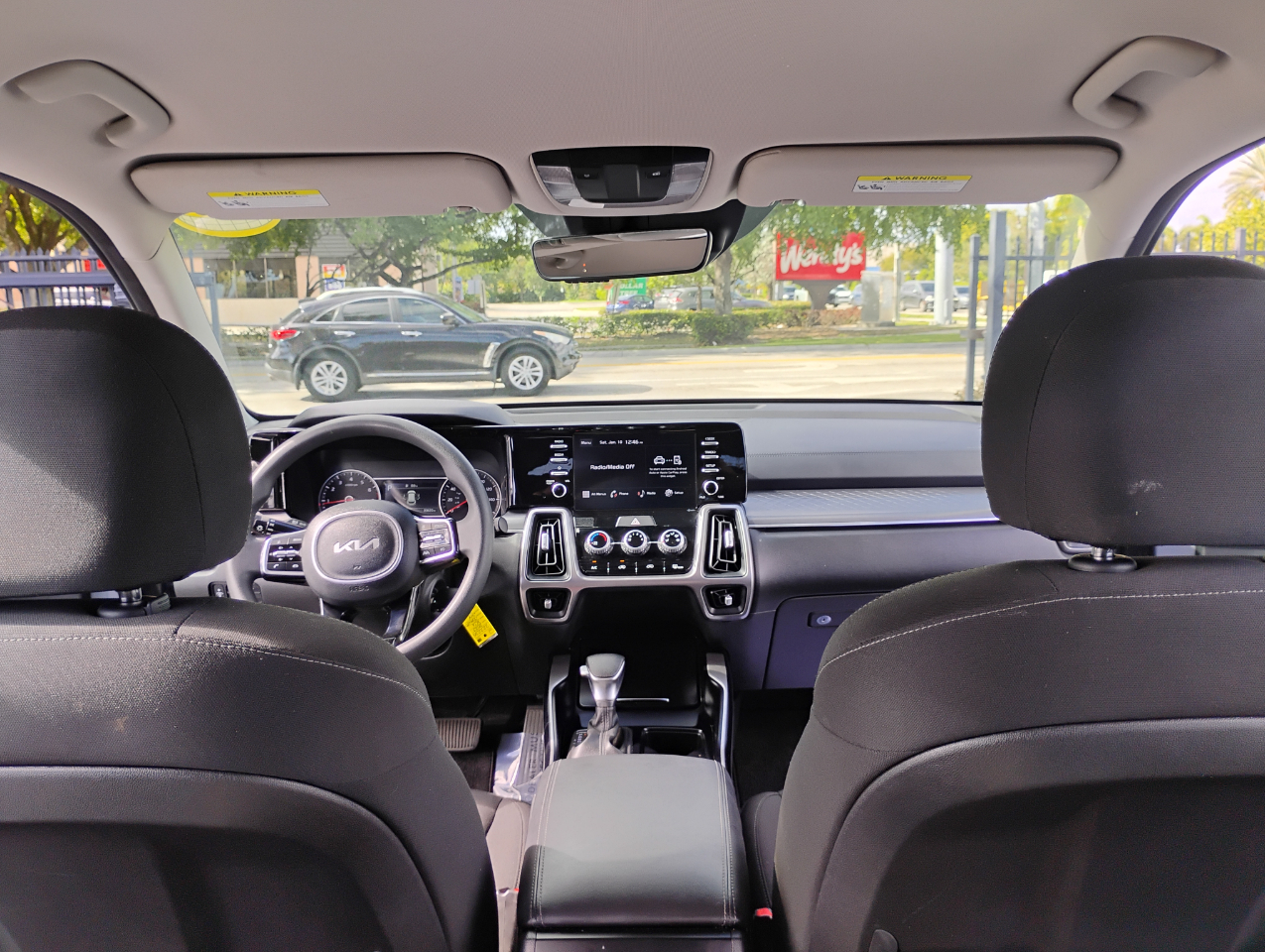 Kia Sorento LX 2WD 2023