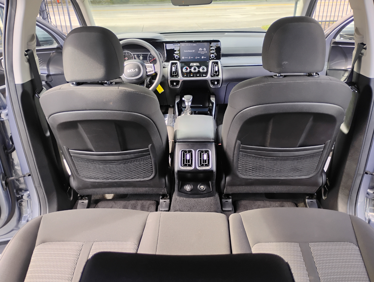 Kia Sorento LX 2WD 2023