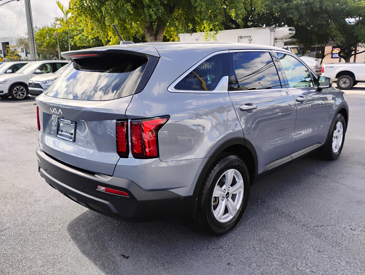 Kia Sorento LX 2WD 2023