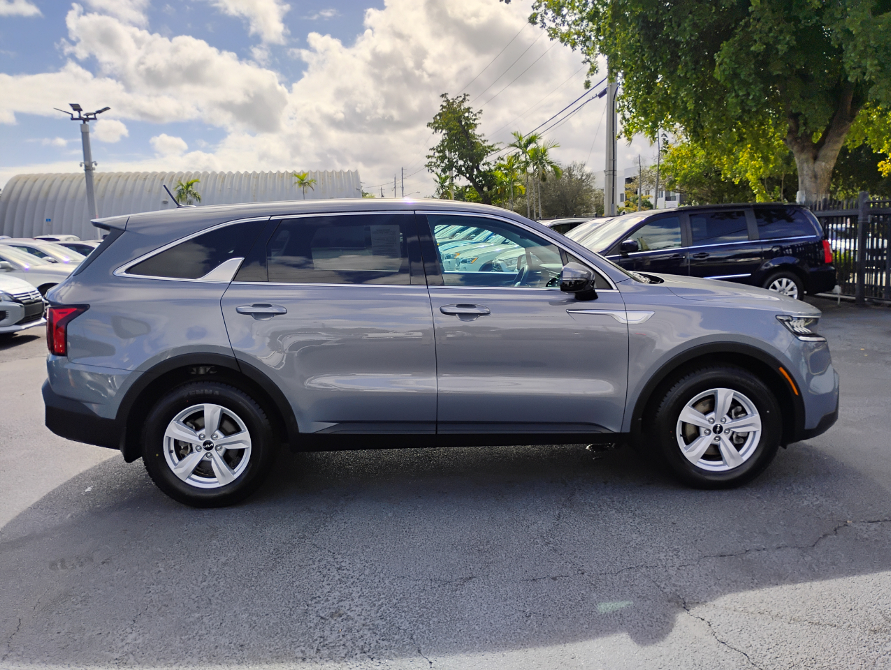 Kia Sorento LX 2WD 2023