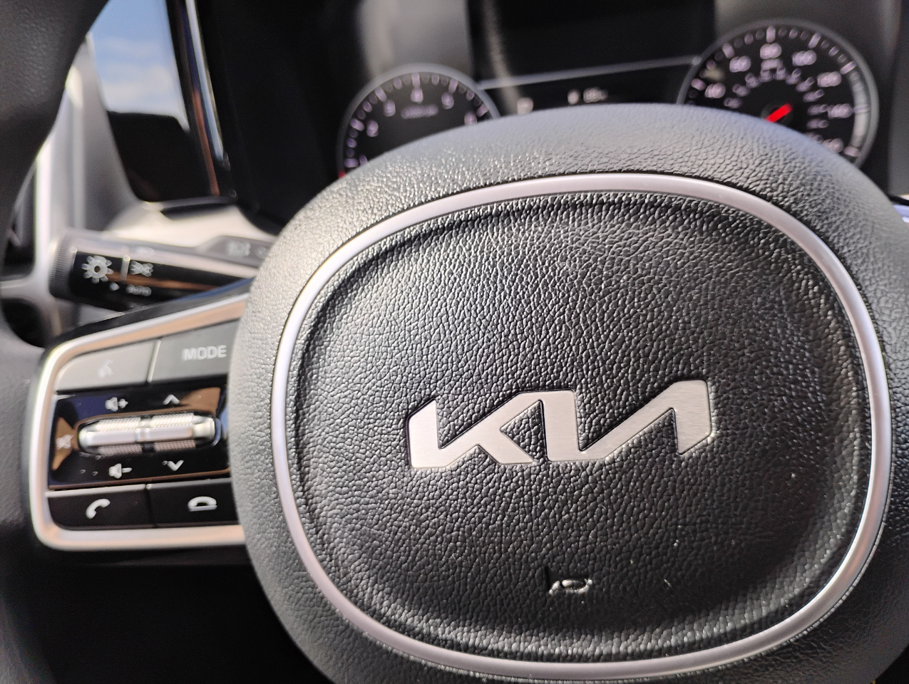 Kia Sorento LX 2WD 2023