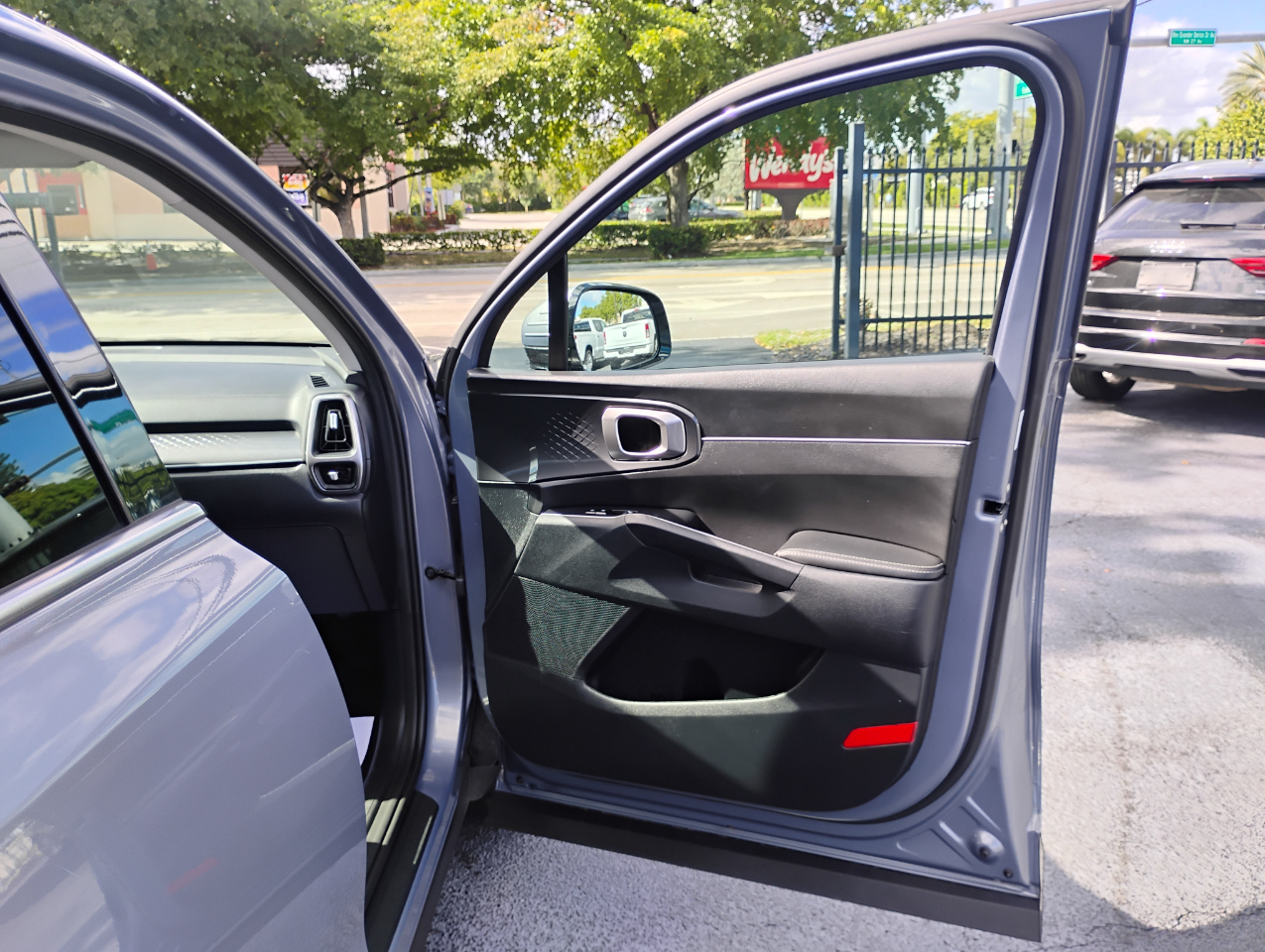 Kia Sorento LX 2WD 2023