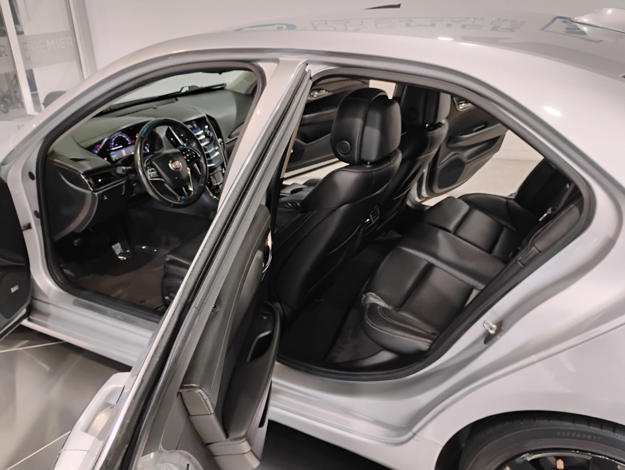 Cadillac ATS 2.5L Standard RWD 2014