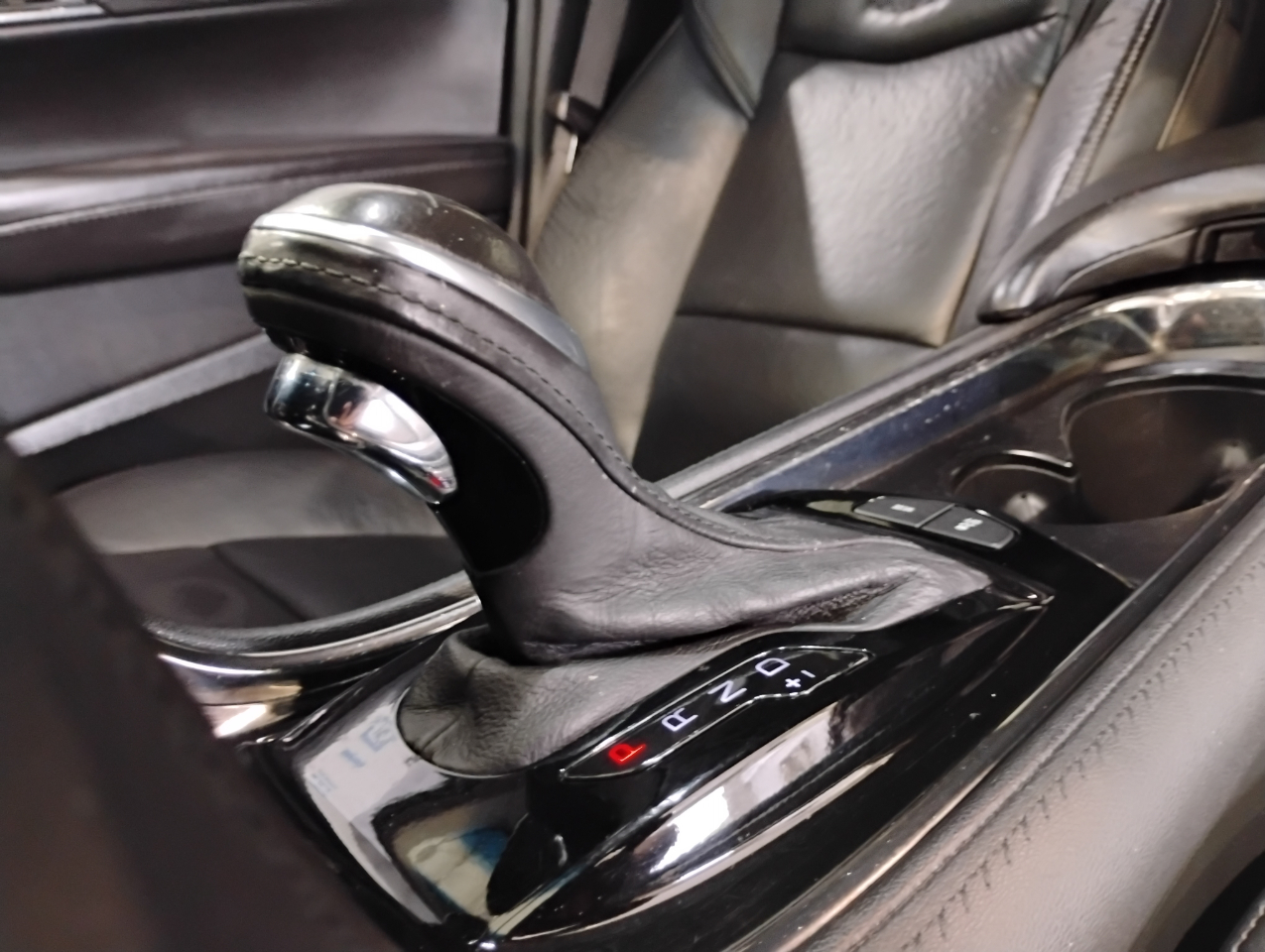 Cadillac ATS 2.5L Standard RWD 2014