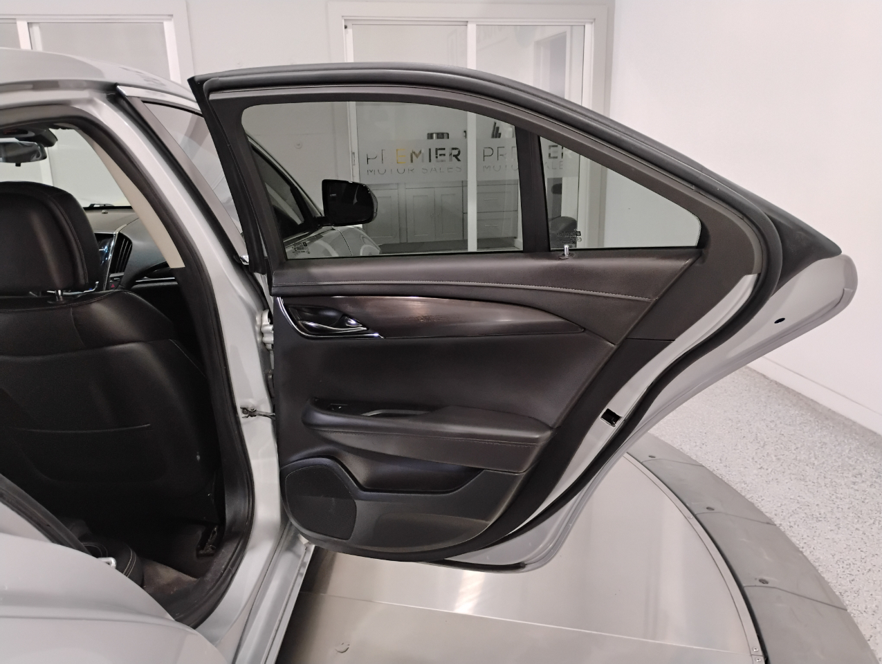 Cadillac ATS 2.5L Standard RWD 2014