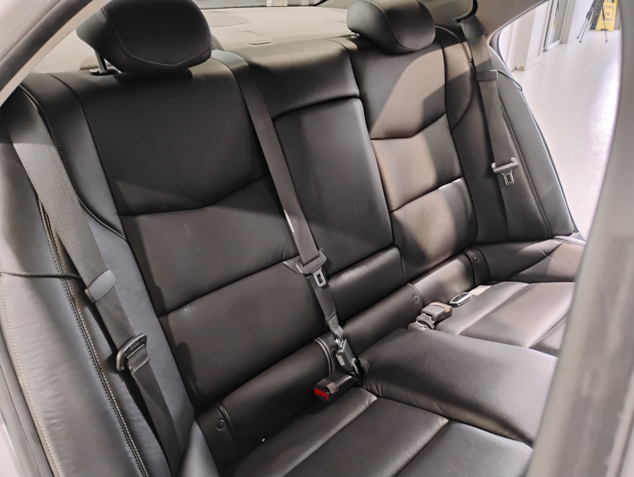 Cadillac ATS 2.5L Standard RWD 2014