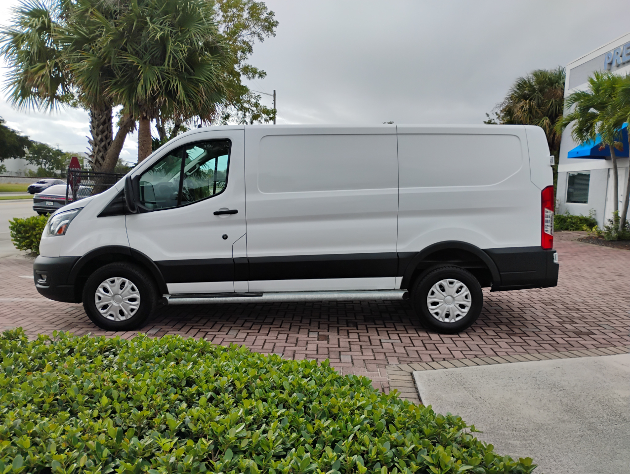 Ford Transit 250 Van 2023