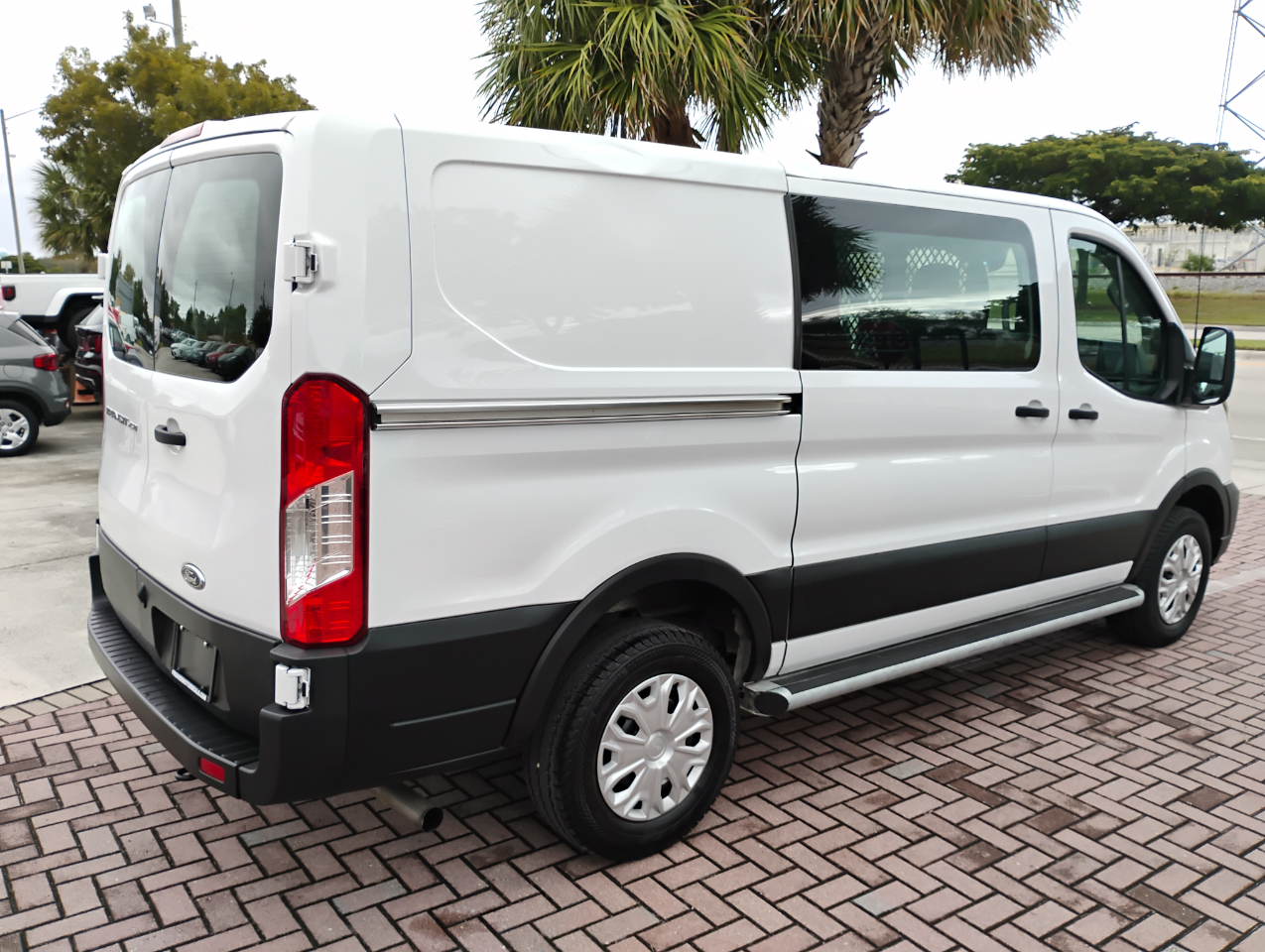 Ford Transit 250 Van 2023