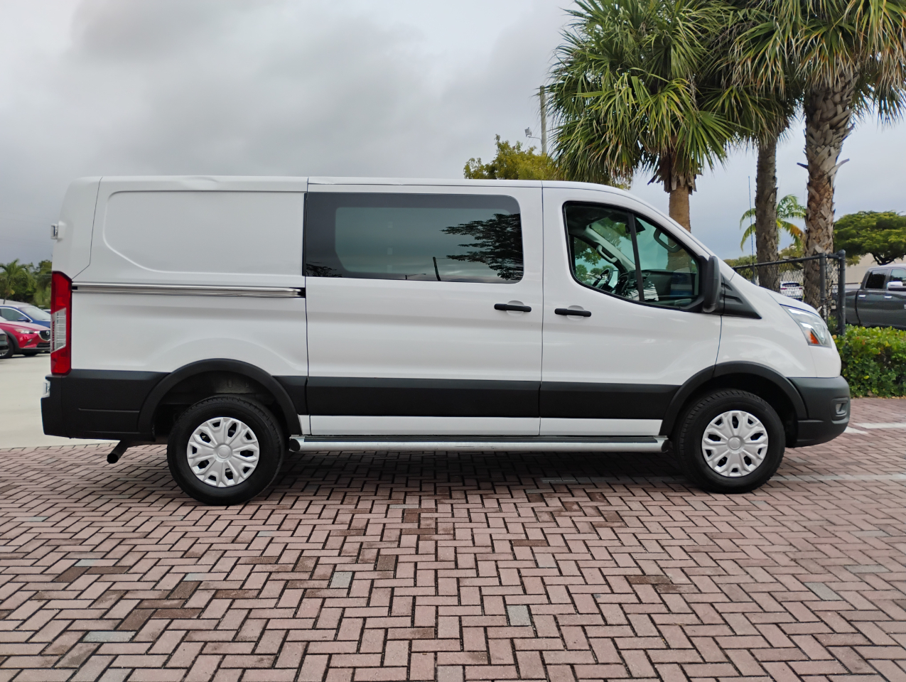 Ford Transit 250 Van 2023