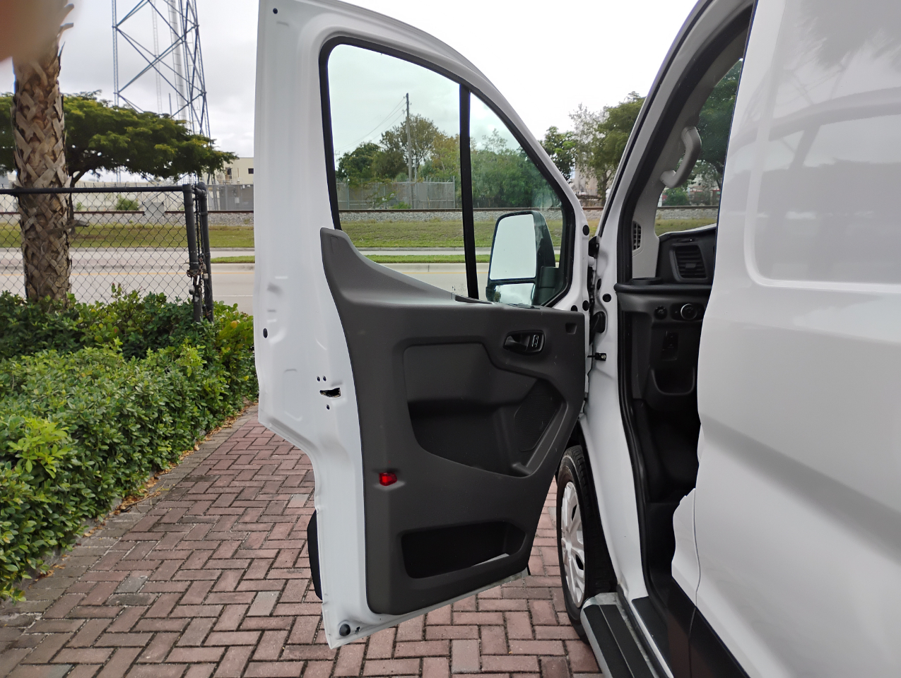 Ford Transit 250 Van 2023