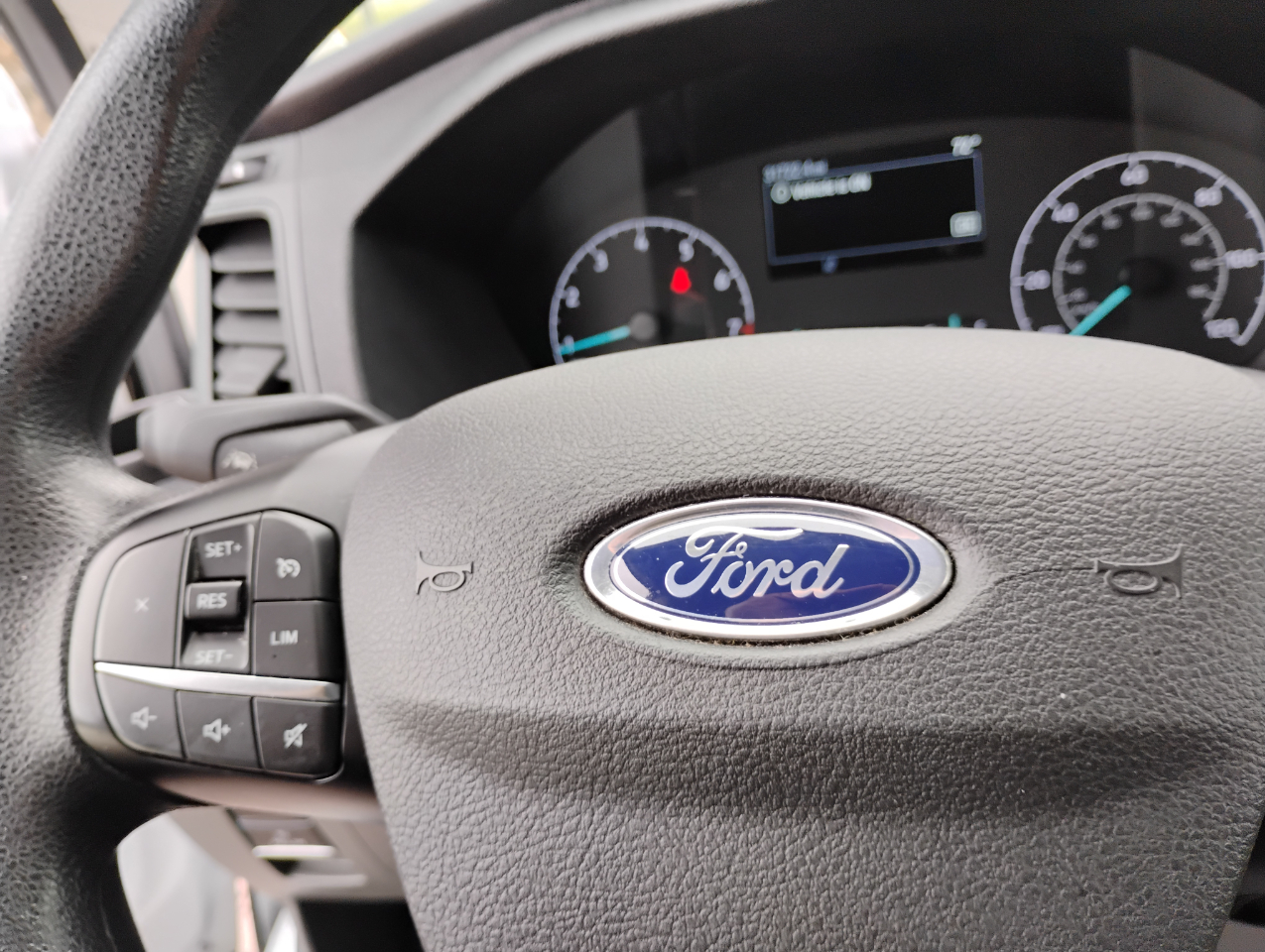 Ford Transit 250 Van 2023