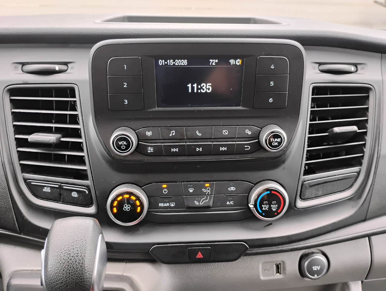 Ford Transit 250 Van 2023