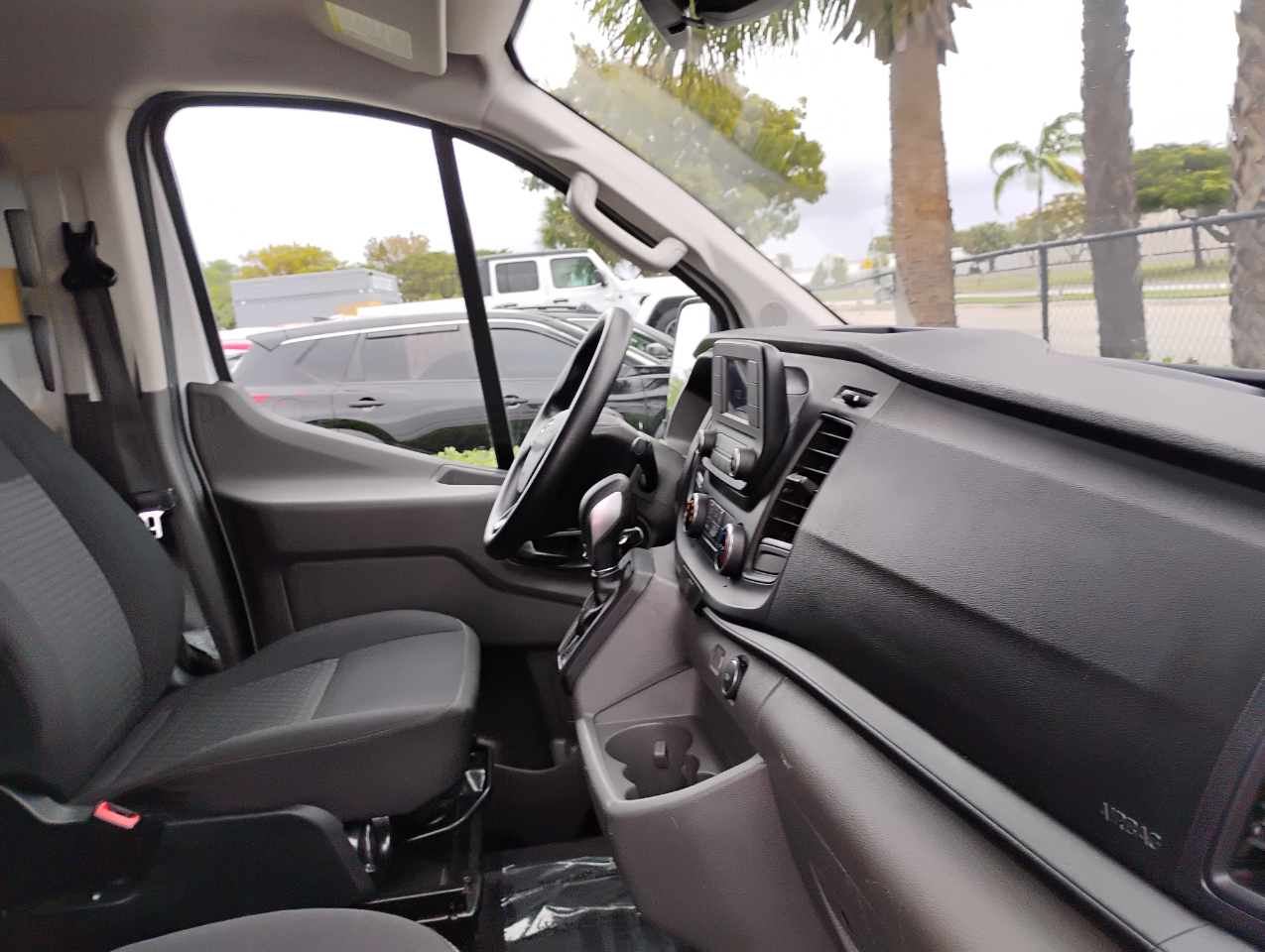 Ford Transit 250 Van 2023