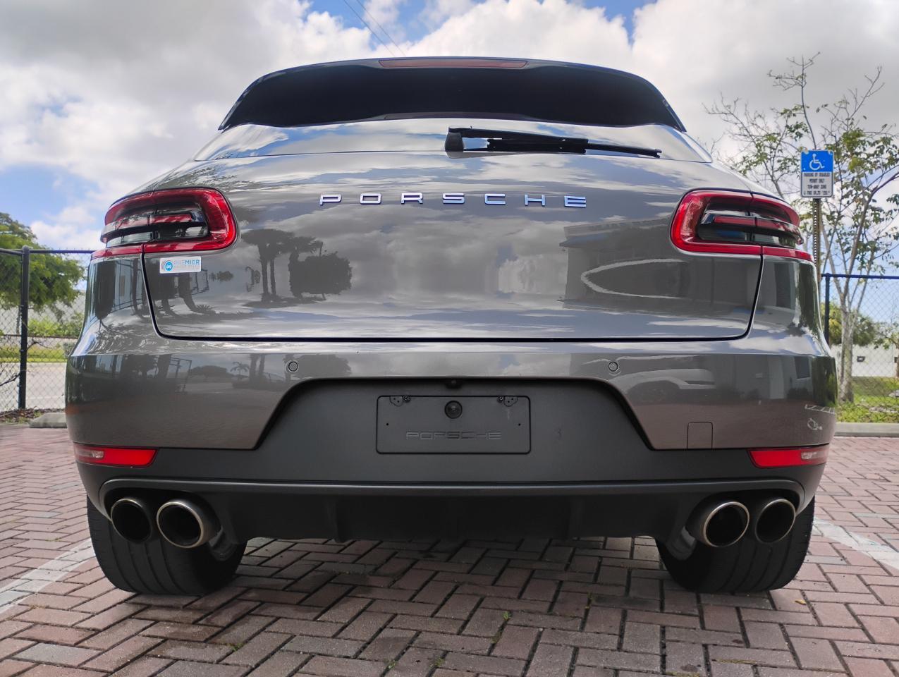 Porsche Macan S 2016