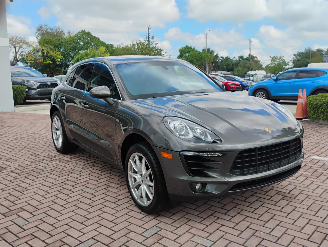 Porsche Macan S 2016