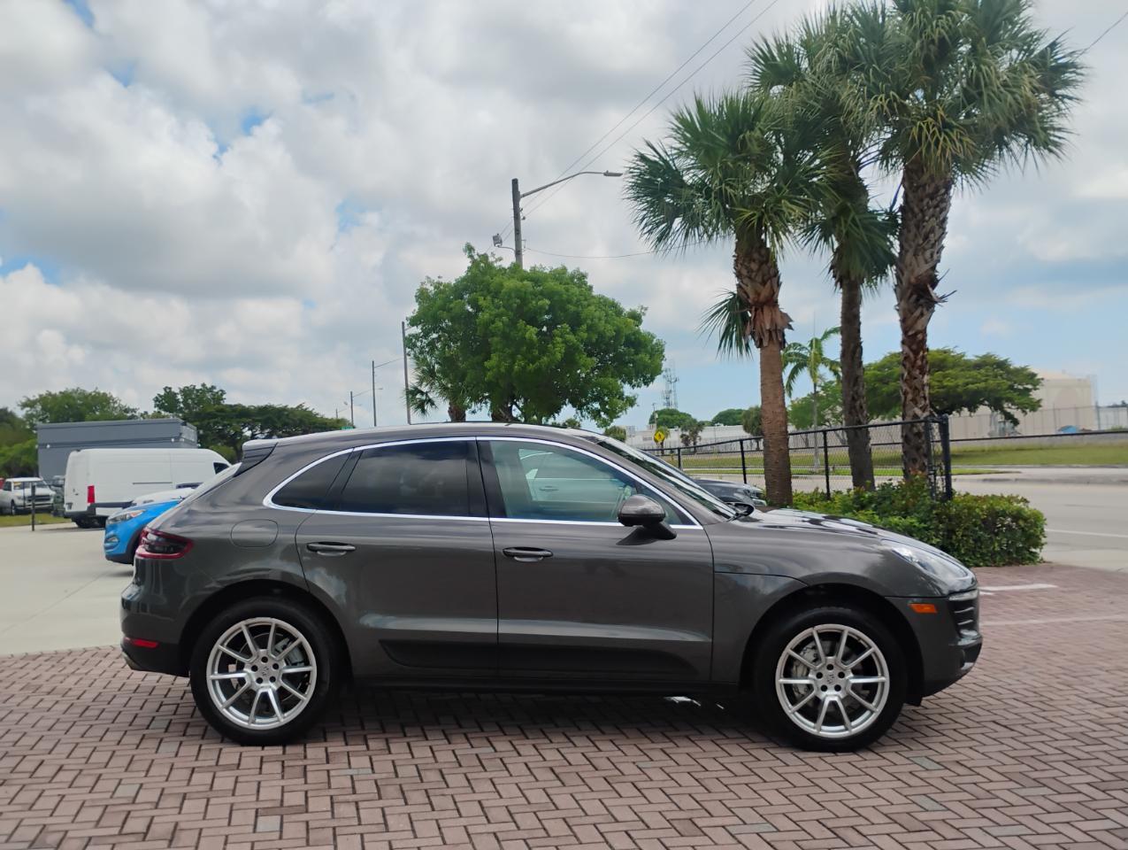 Porsche Macan S 2016