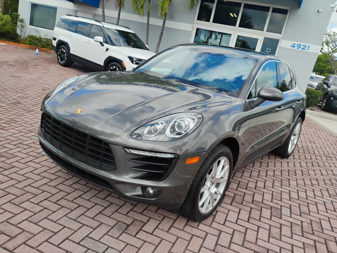 Porsche Macan S 2016