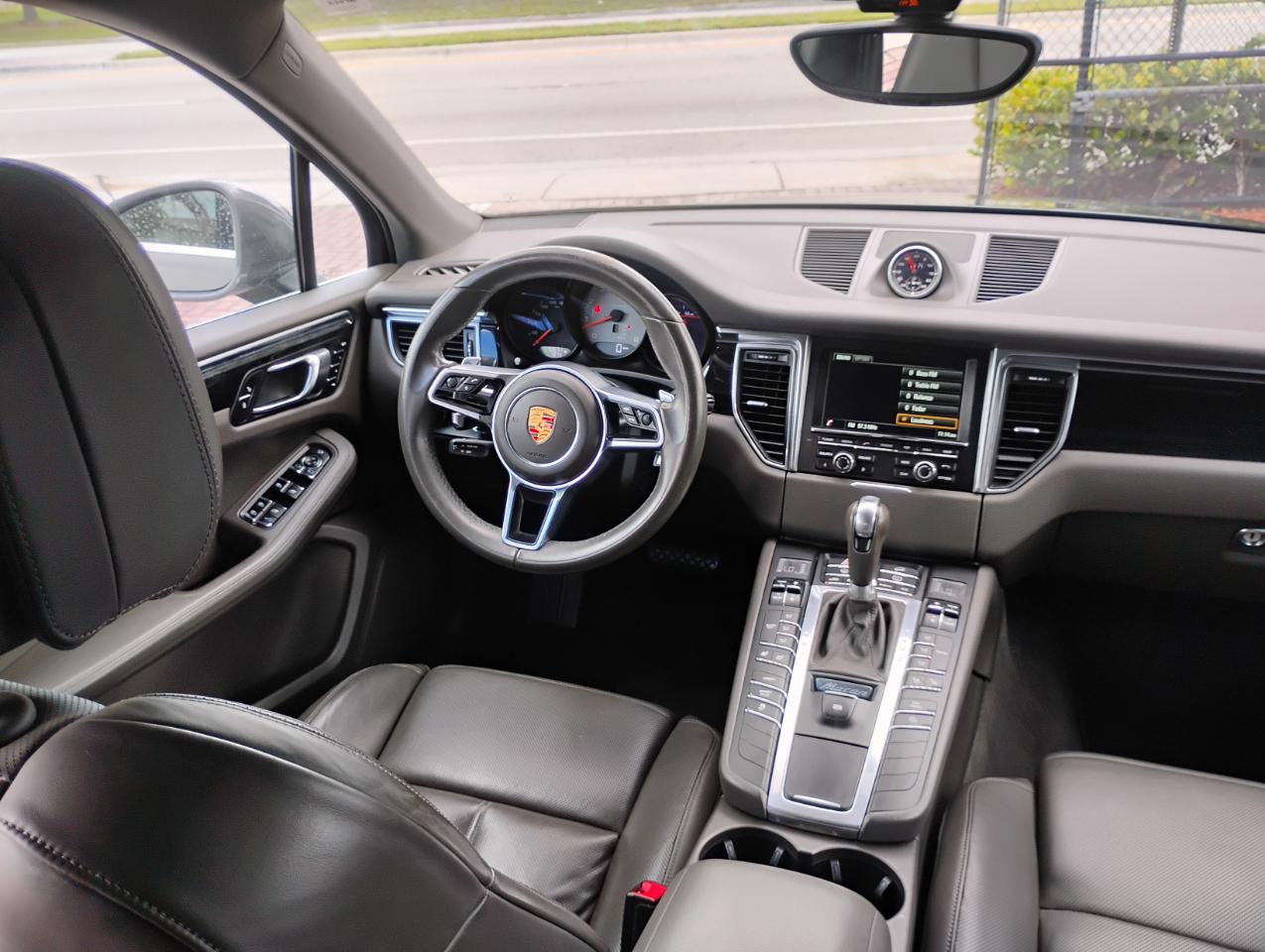 Porsche Macan S 2016