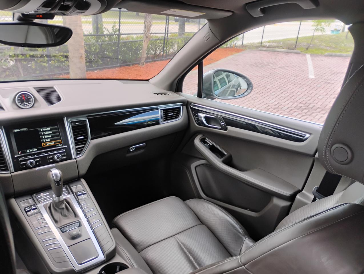 Porsche Macan S 2016