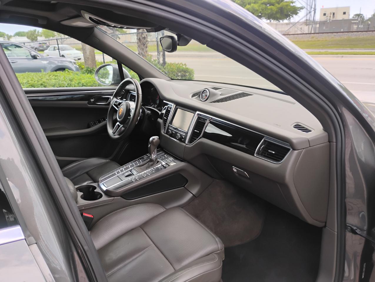 Porsche Macan S 2016
