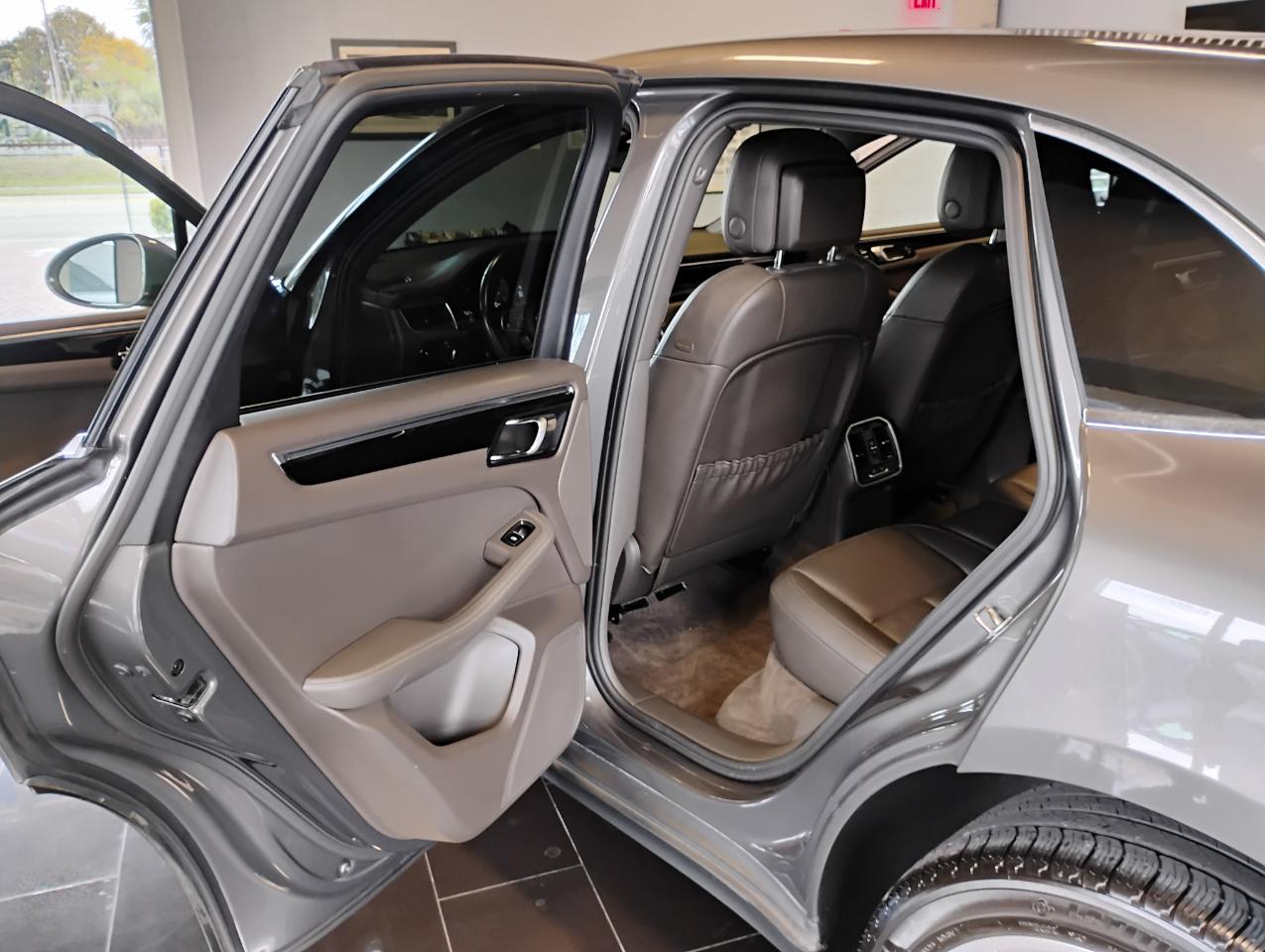 Porsche Macan S 2016
