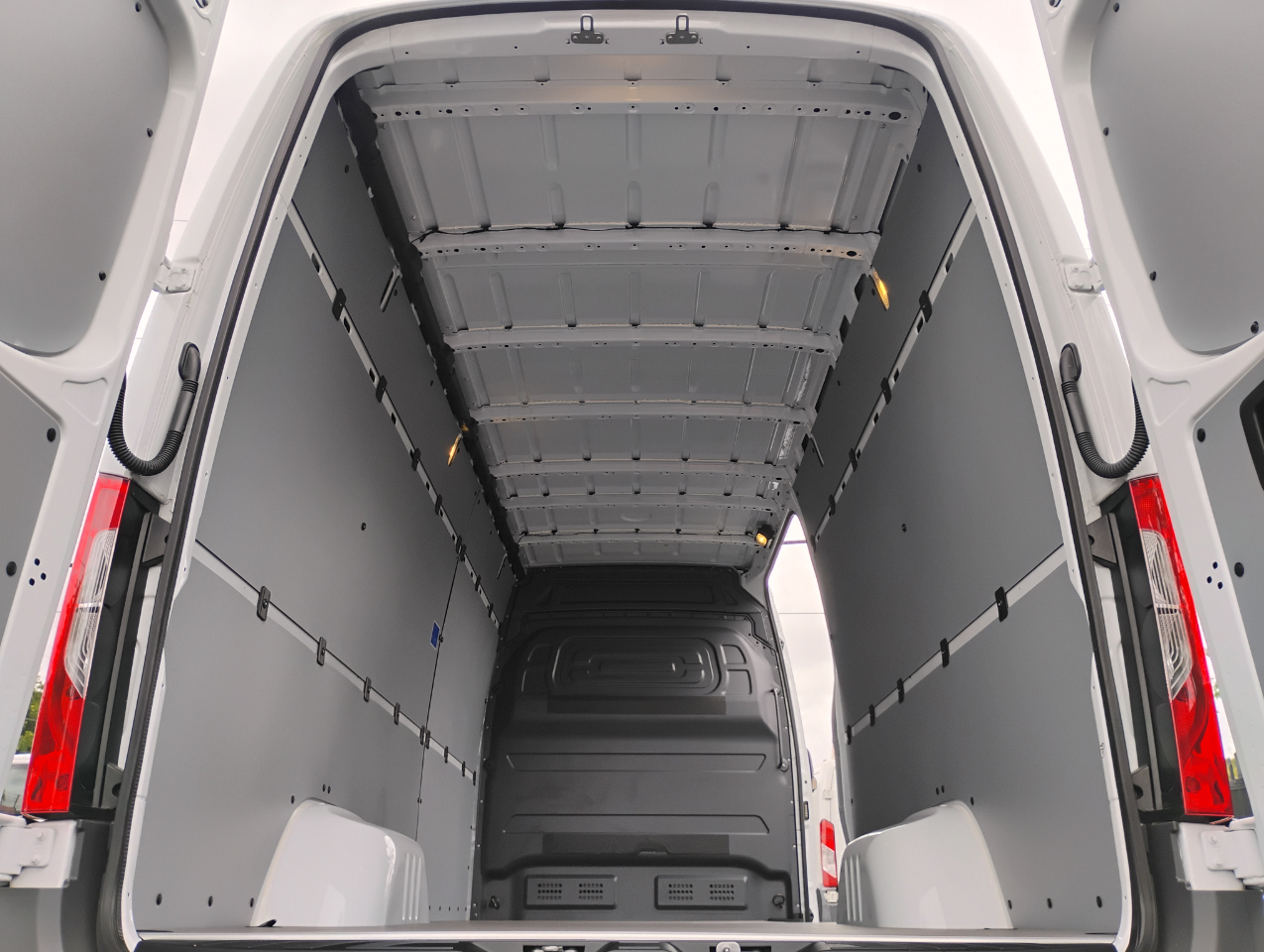 Mercedes-Benz Sprinter 3500 170-in. WB 2024