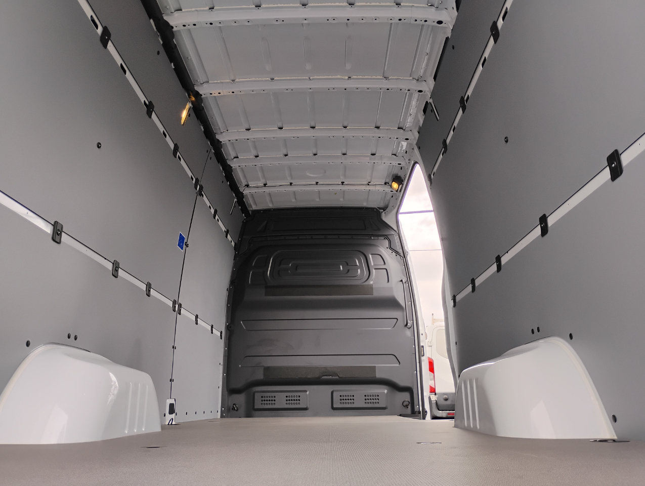 Mercedes-Benz Sprinter 3500 170-in. WB 2024