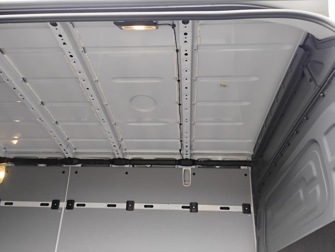 Mercedes-Benz Sprinter 3500 170-in. WB 2024