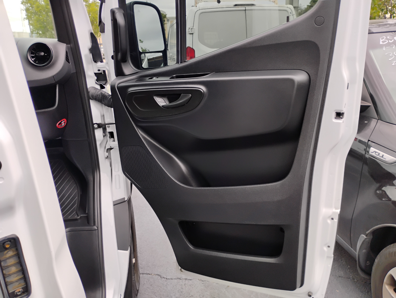 Mercedes-Benz Sprinter 3500 170-in. WB 2024