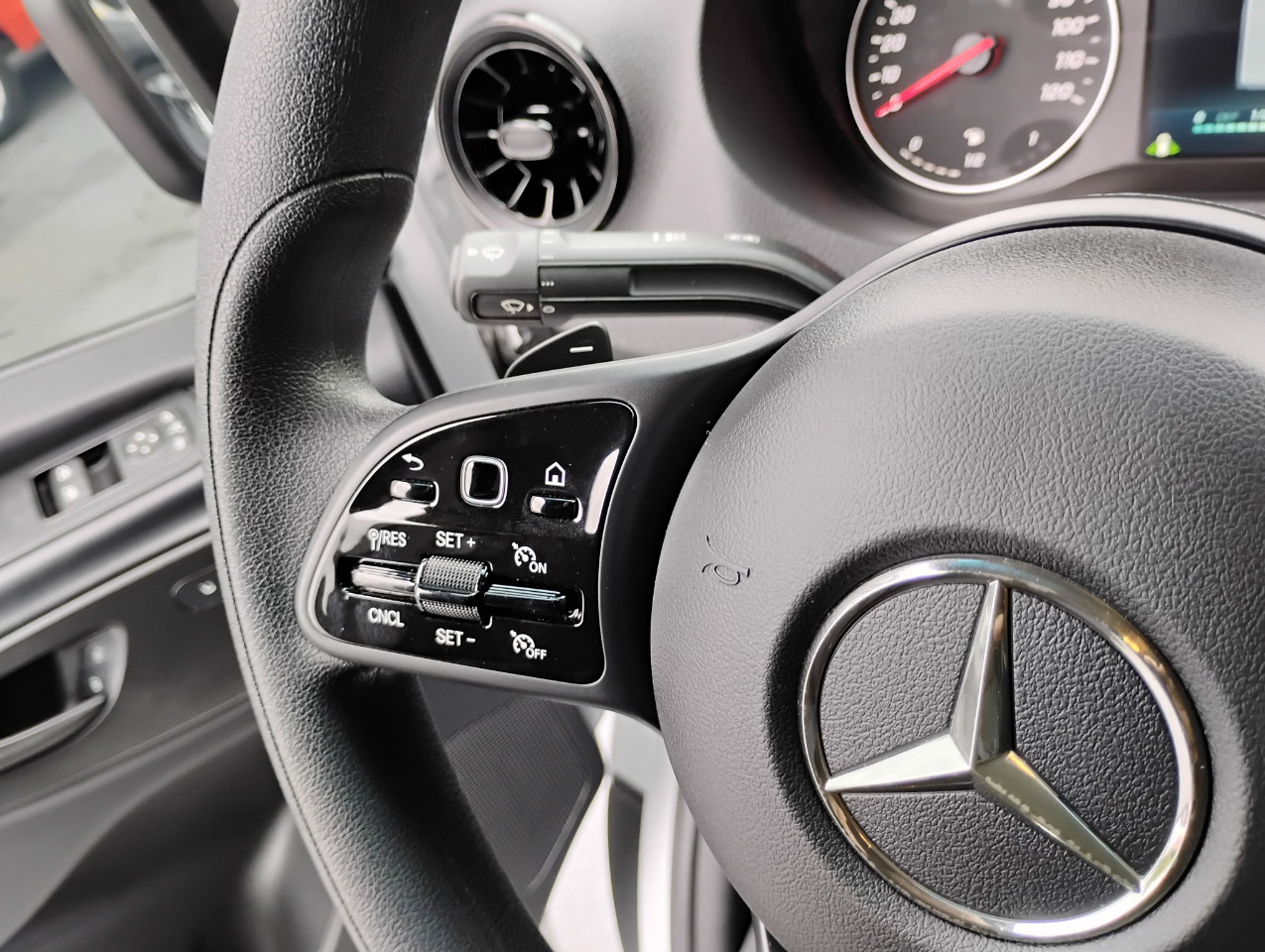 Mercedes-Benz Sprinter 3500 170-in. WB 2024