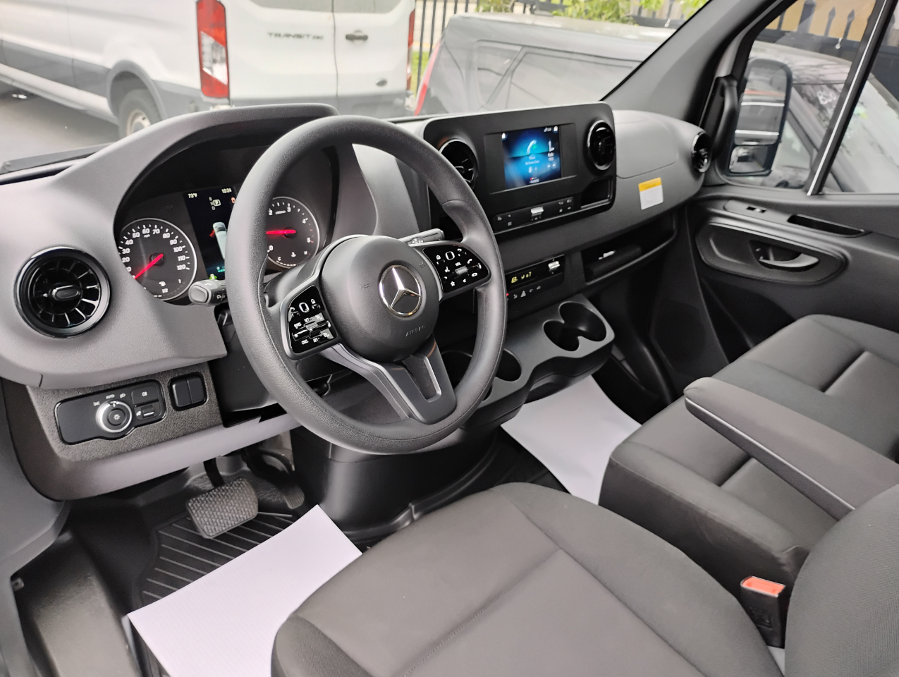 Mercedes-Benz Sprinter 3500 170-in. WB 2024