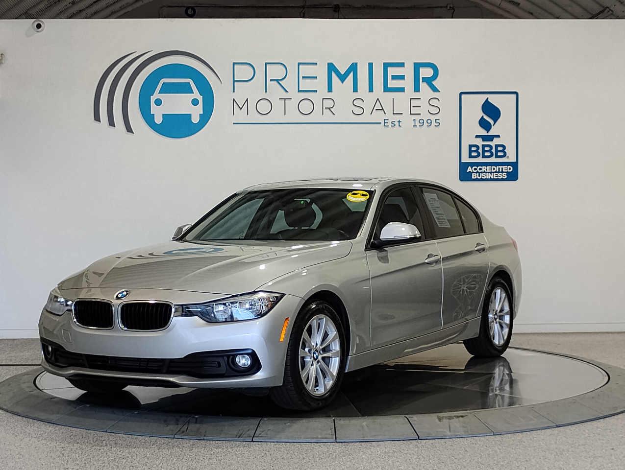 BMW 3-Series 320i Sedan 2017