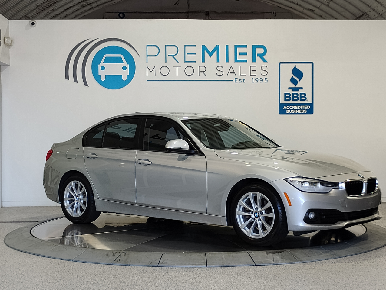 BMW 3-Series 320i Sedan 2017