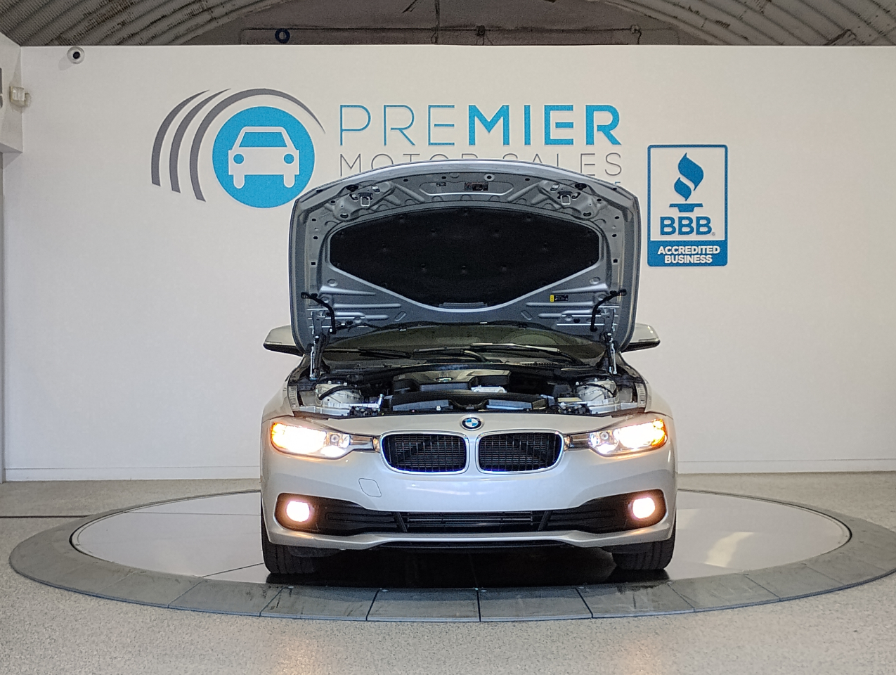 BMW 3-Series 320i Sedan 2017