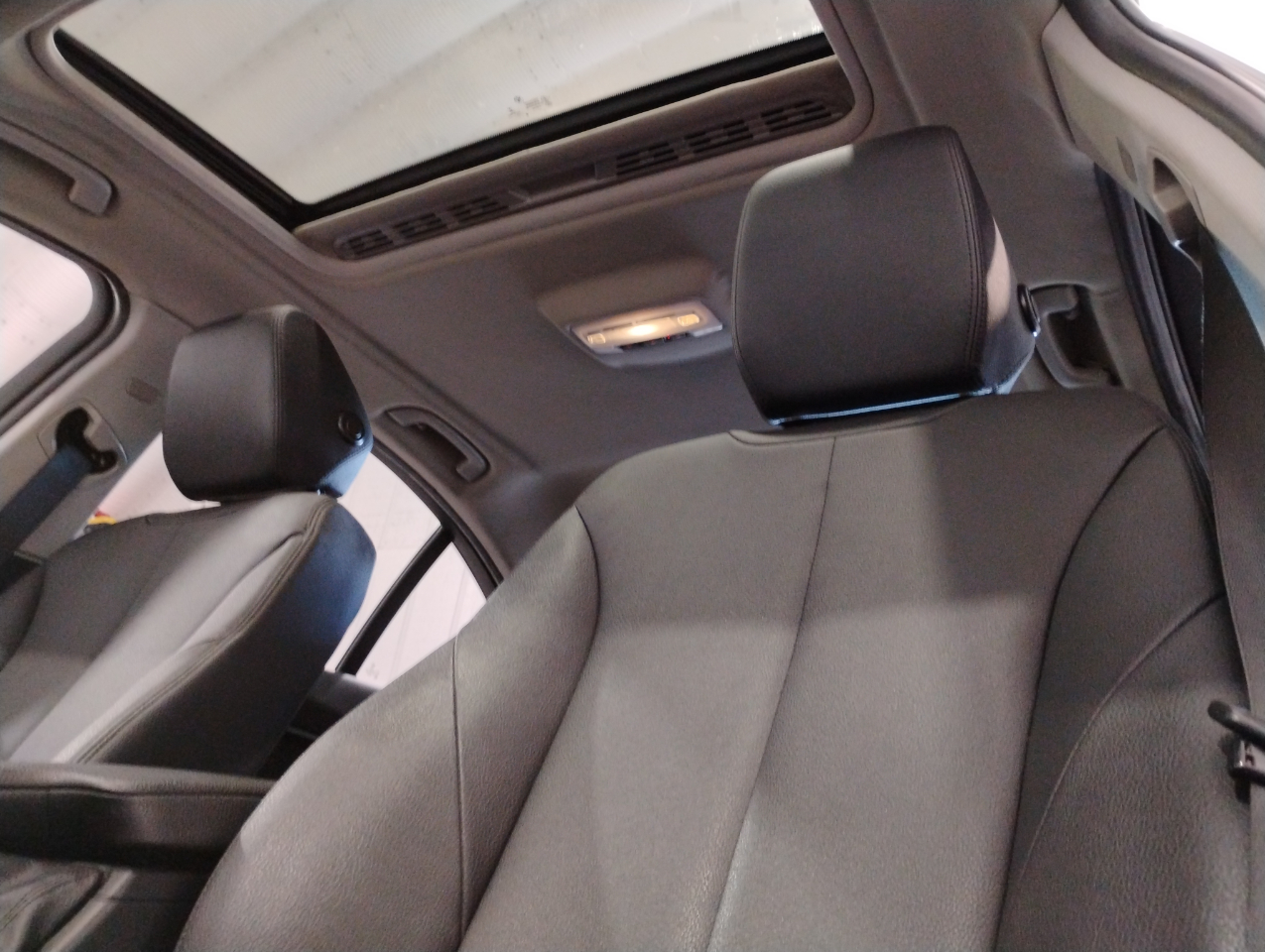 BMW 3-Series 320i Sedan 2017