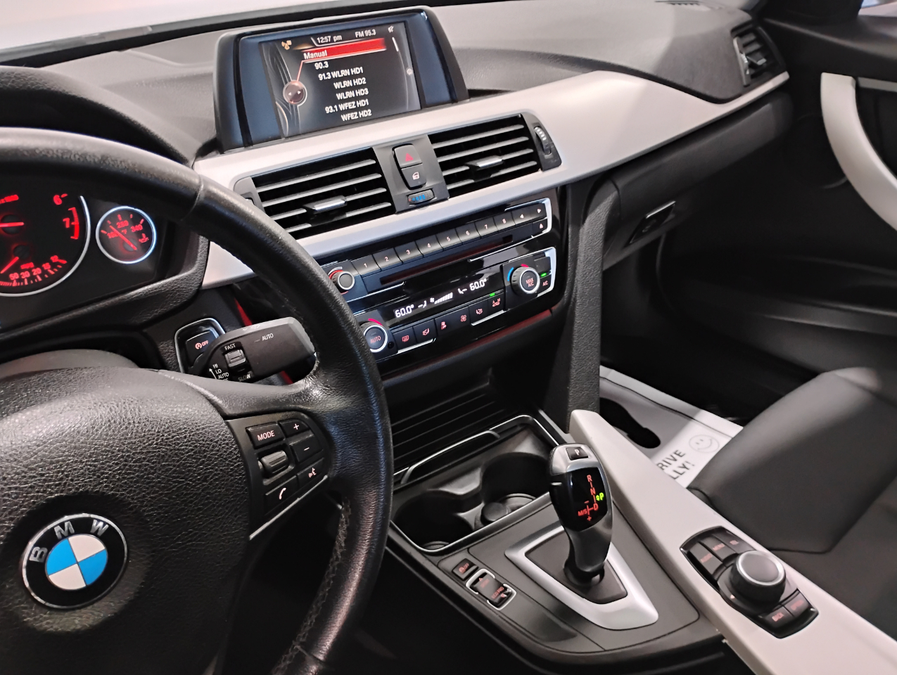 BMW 3-Series 320i Sedan 2017