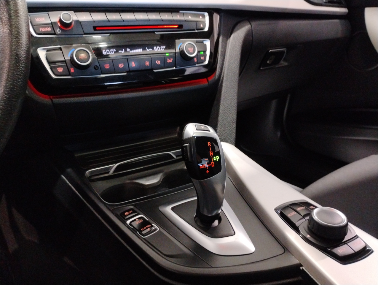 BMW 3-Series 320i Sedan 2017