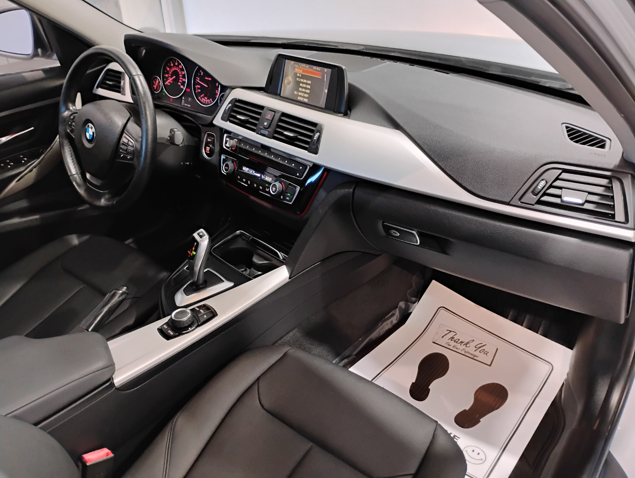 BMW 3-Series 320i Sedan 2017