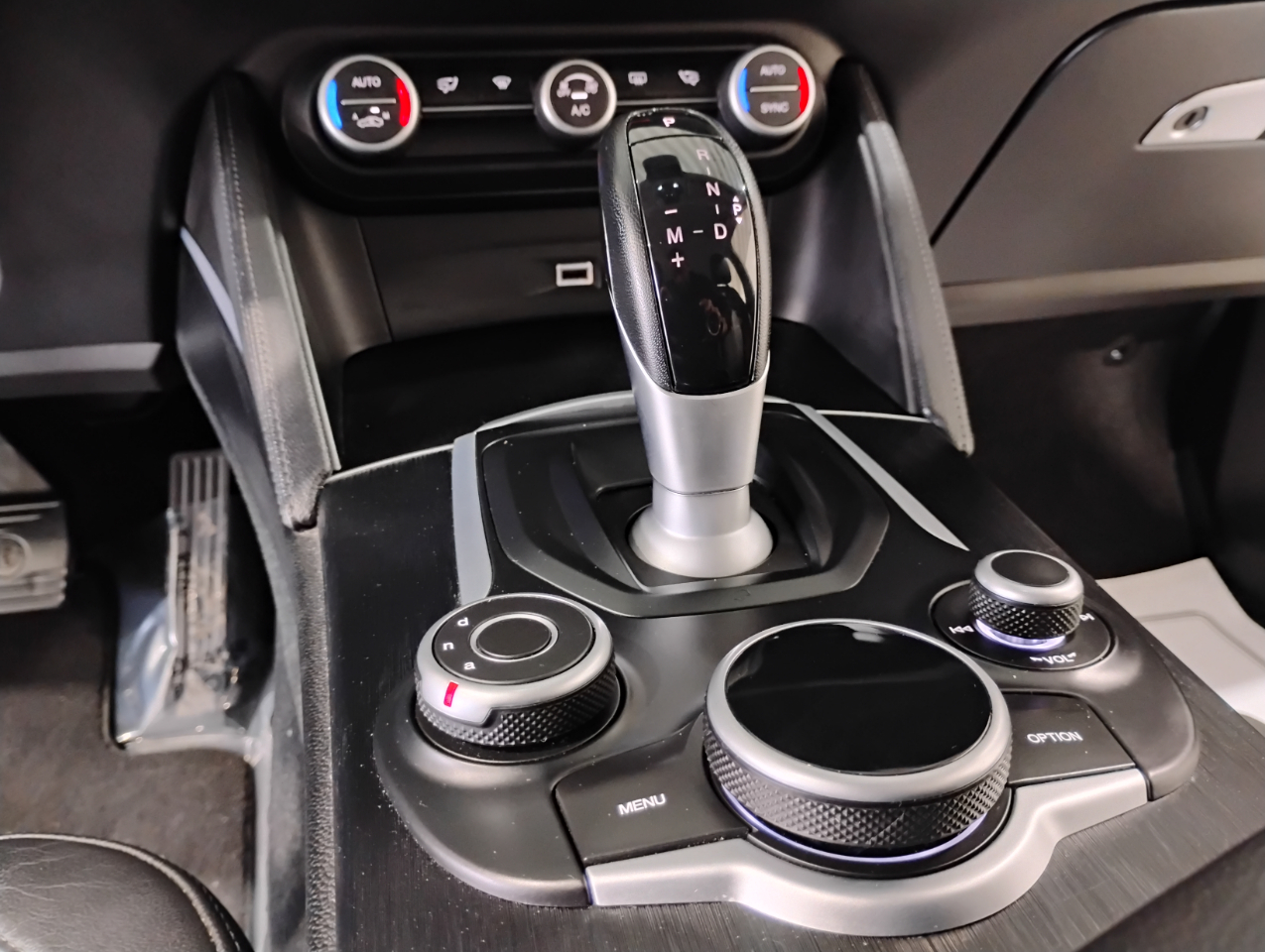 Alfa Romeo Stelvio Base 2019