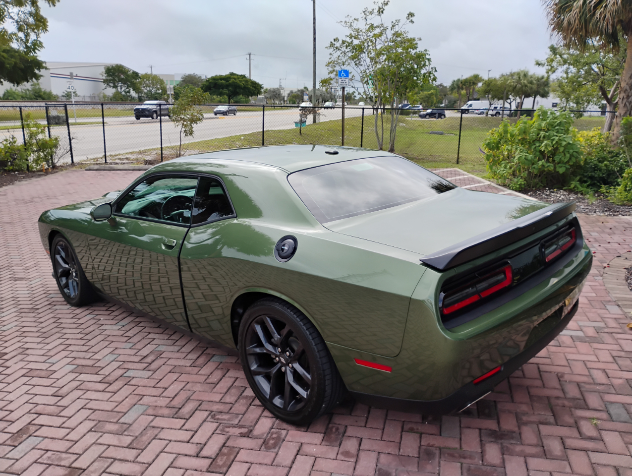 Dodge Challenger GT 2021