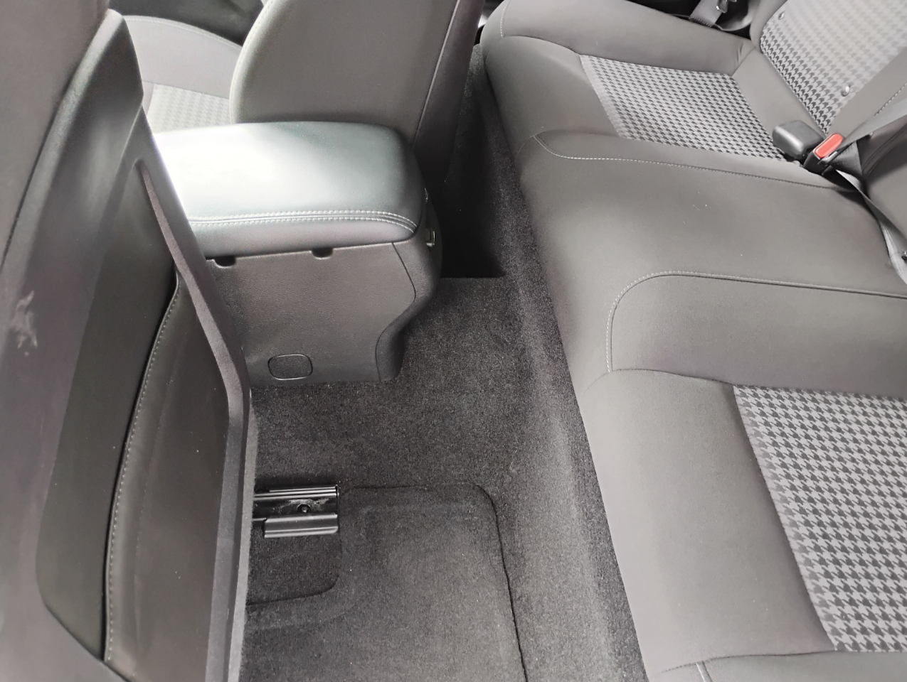 Dodge Challenger GT 2021