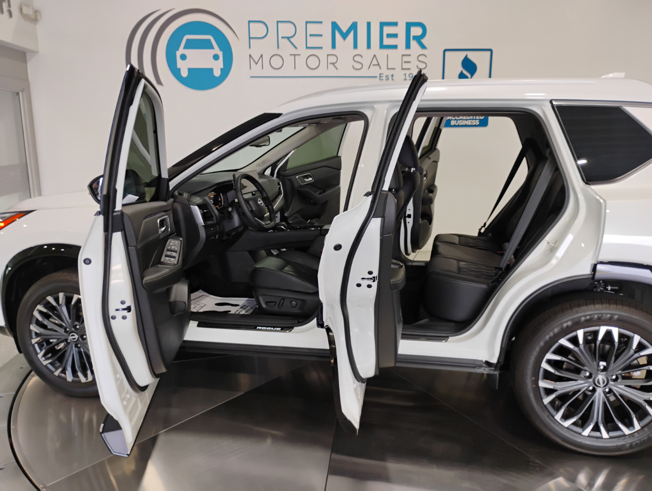 Nissan Rogue Platinum 2025