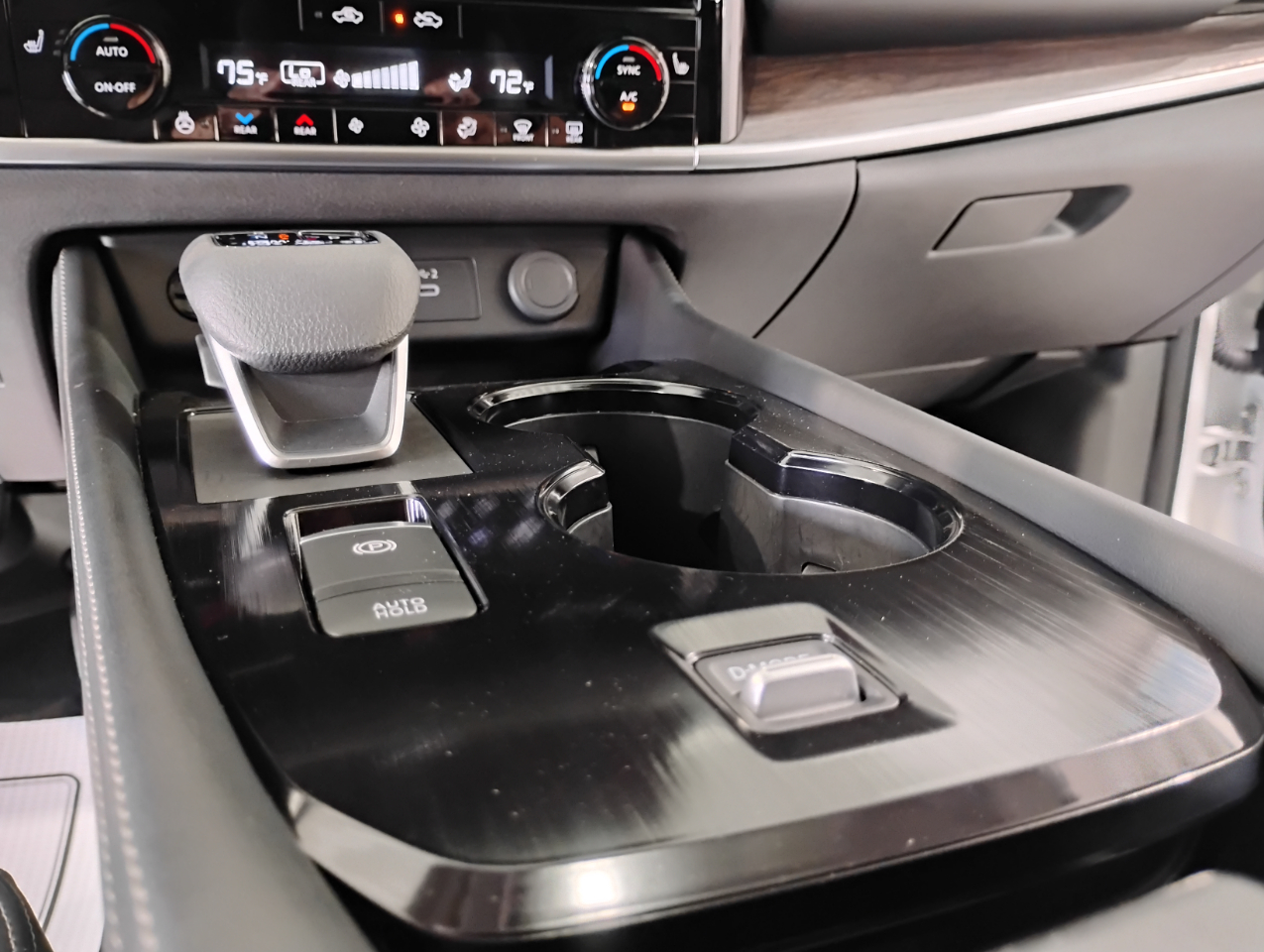 Nissan Rogue Platinum 2025